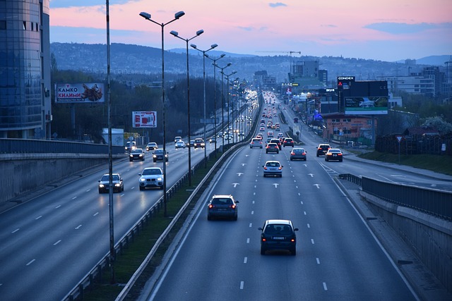 Při nákupu osobního auta uvažujte ekonomicky